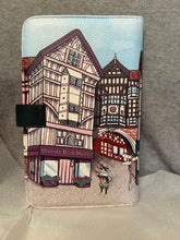 Load image into Gallery viewer, Vendula London Heritage: Tudor Travel Wallet
