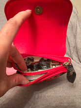 Load image into Gallery viewer, Vendula London Shakespeare's Theatre Romeo and Juliet Phone Pouch