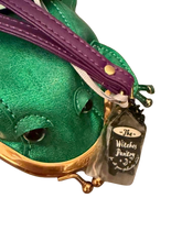 Load image into Gallery viewer, Vendula London Witches Pantry Frog Clip Frame Coin Purse