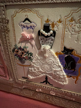 Load image into Gallery viewer, Vendula London Wedding Shop Grace Bag