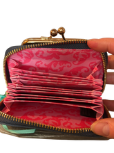 Load image into Gallery viewer, Vendula London Lilibet Loves Zipper Clipper Mini Wallet